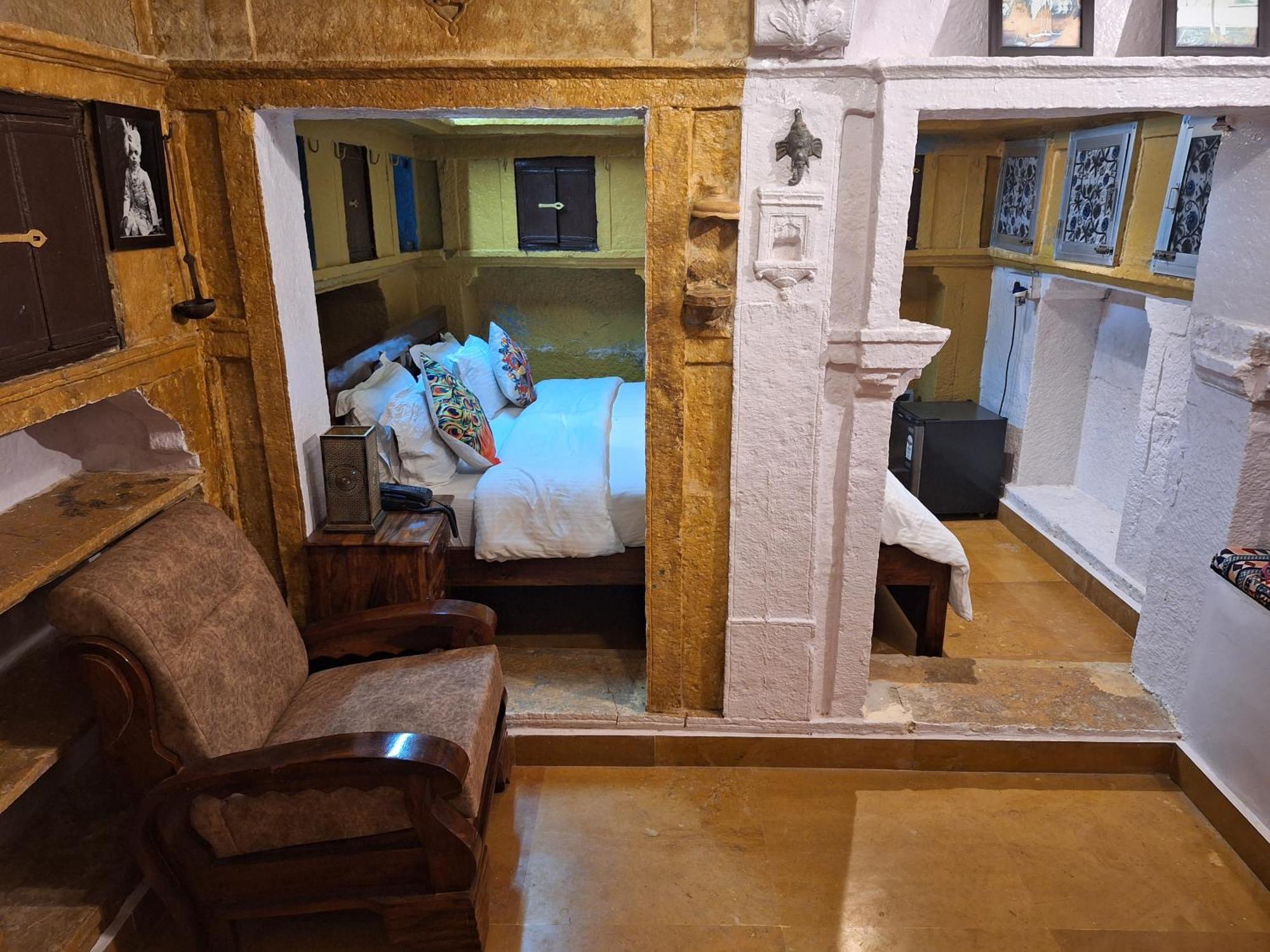 Desert Haveli Guest House Джайсалмер Екстериор снимка