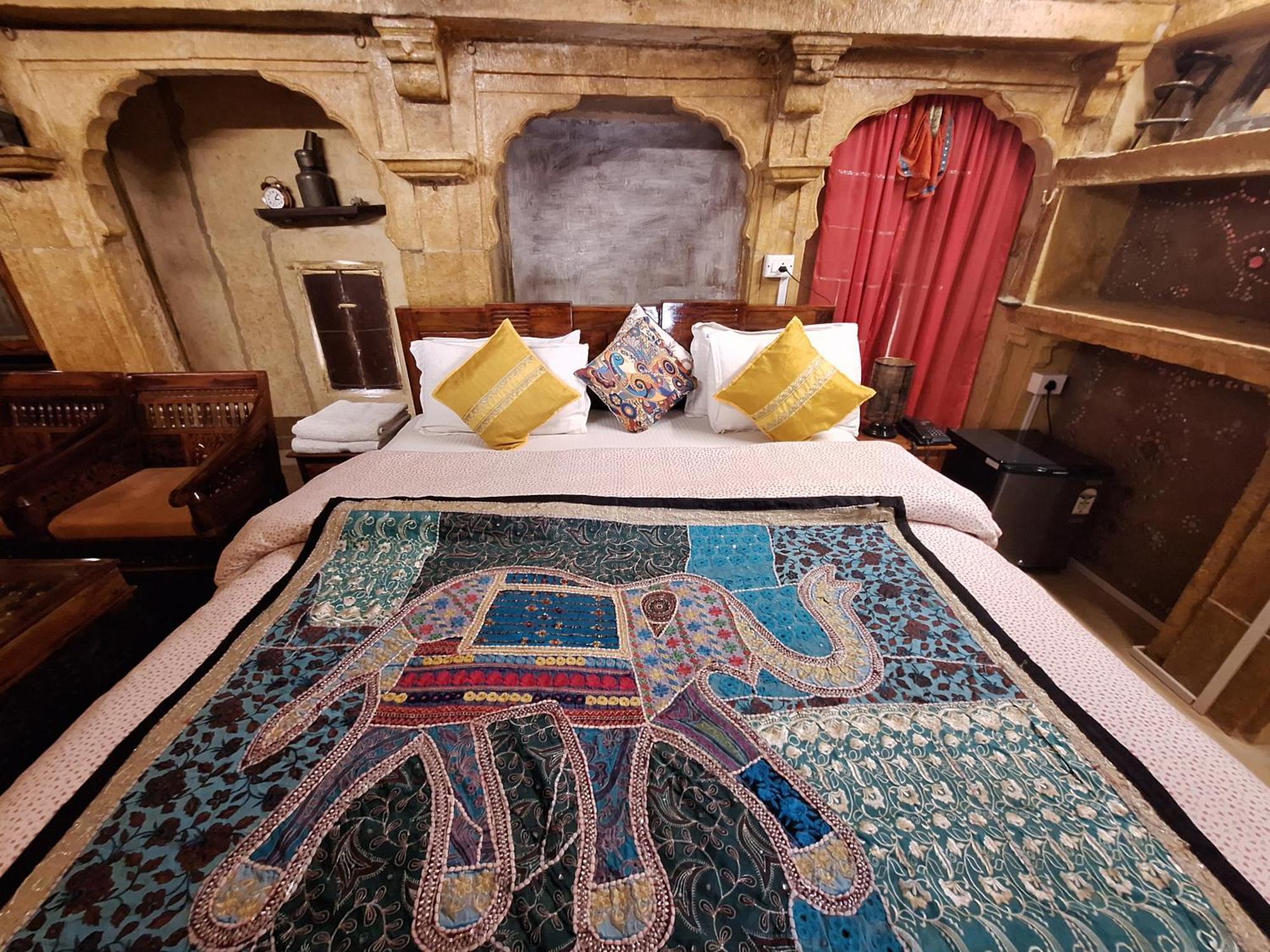 Desert Haveli Guest House Джайсалмер Екстериор снимка