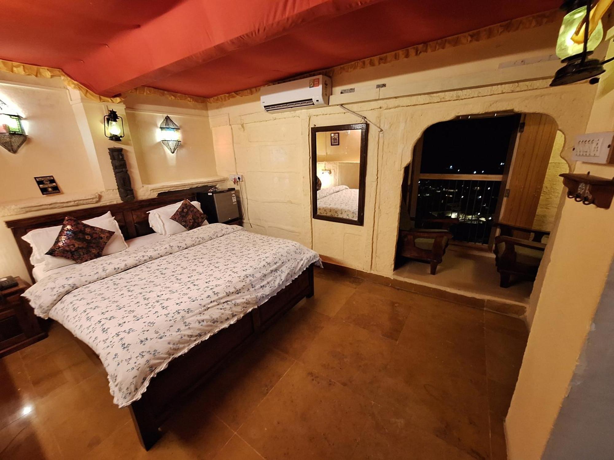 Desert Haveli Guest House Джайсалмер Екстериор снимка